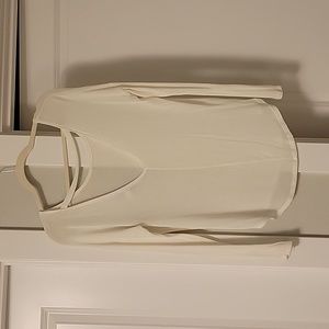 Low V-back white sweater (Size medium)